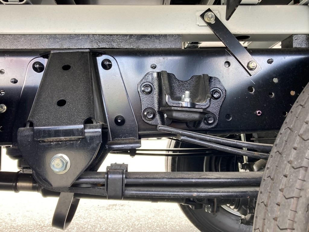 リーフサスです。|日野 デュトロ 2WG-XZU713M(2WD)の写真5