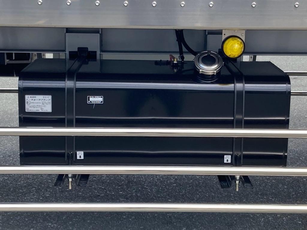 燃料タンクは200Lです。|トレクス VFR345の写真28