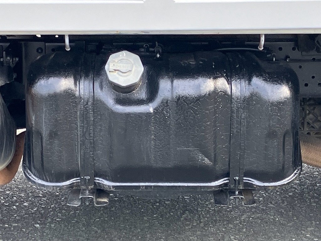 31|いすゞ エルフ TKG-NJR85AN(2WD)の写真31