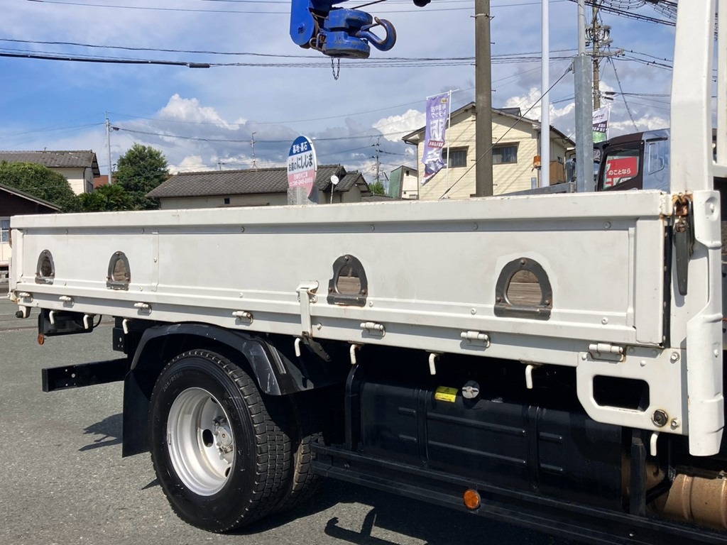 アオリが刷毛塗り補修されています。|日野 デュトロ TKG-XZU650M(2WD)の写真28