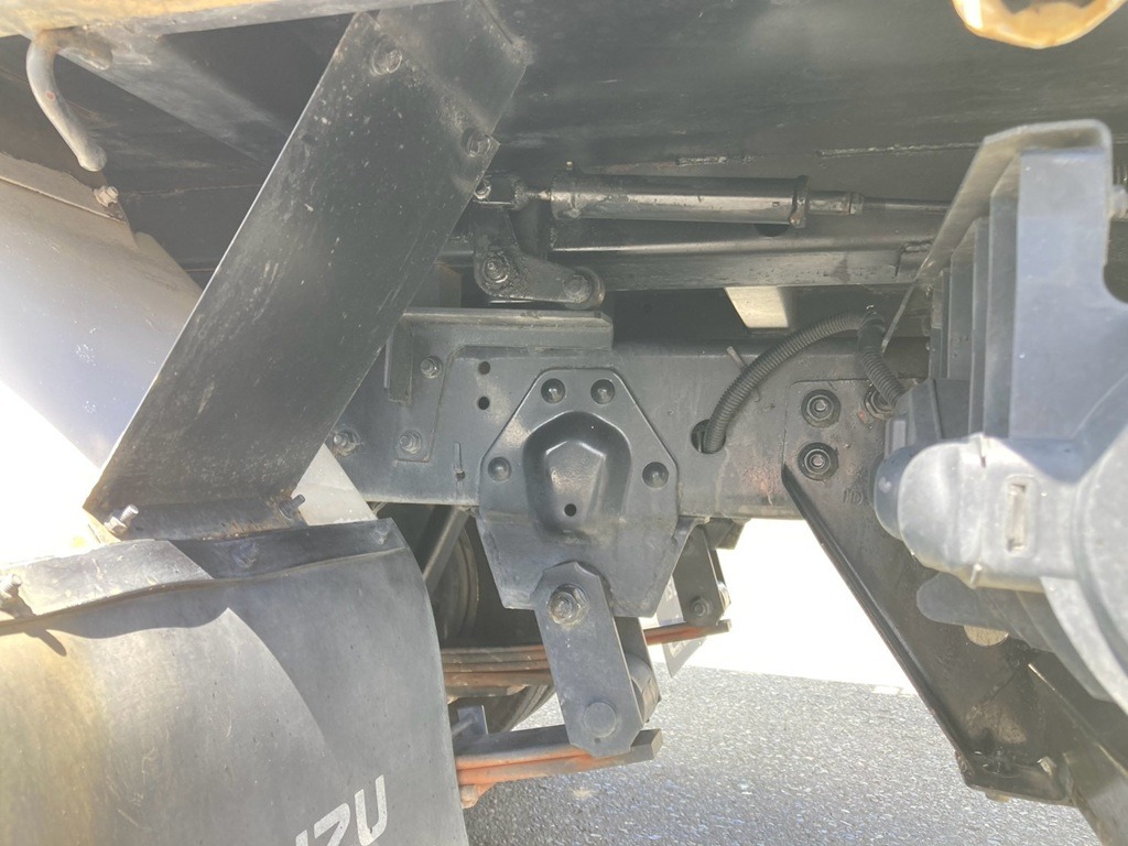 6|いすゞ エルフ TKG-NKR85AN(2WD)の写真6