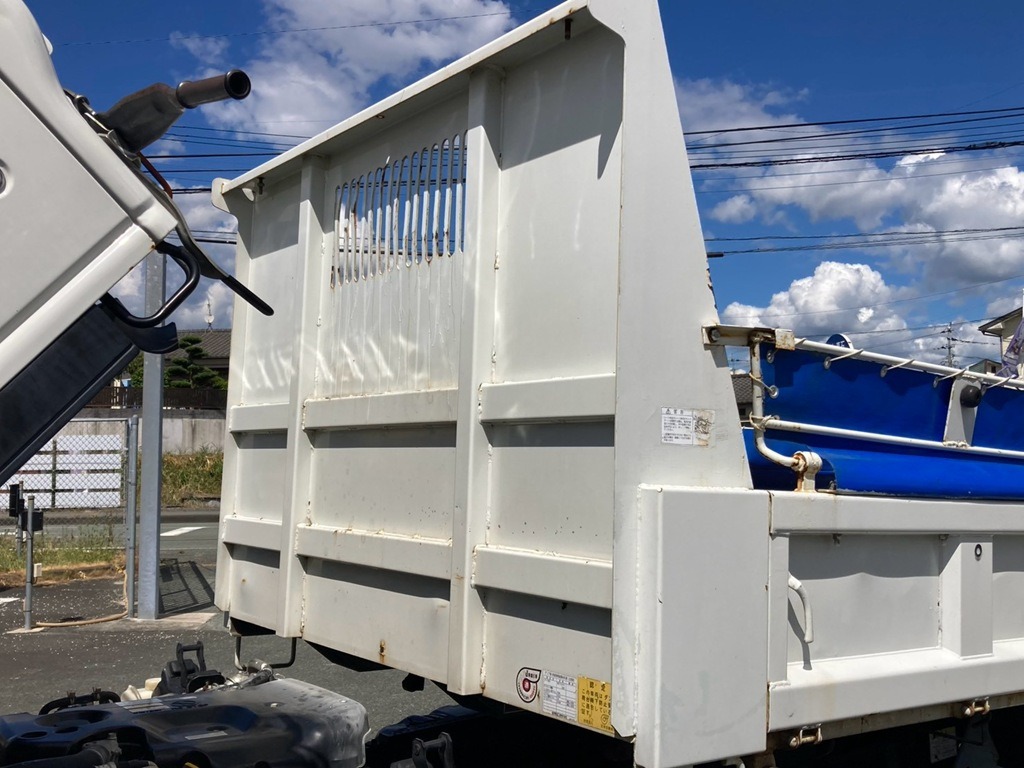 21|いすゞ エルフ TKG-NKR85AN(2WD)の写真21