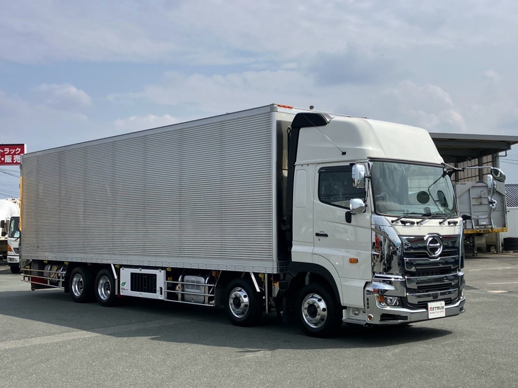 ホイールはアルミ製です。|日野 プロフィア 2DG-FW1AHCの写真2