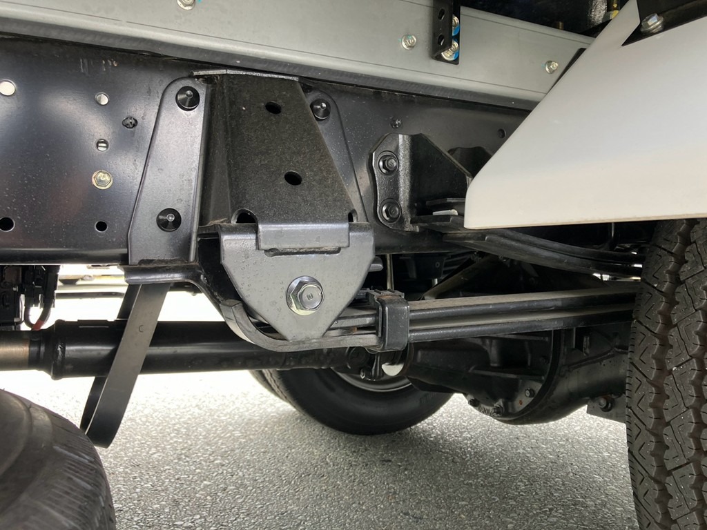 リーフサスです。|日野 デュトロ 2WG-XZU713N(2WD)の写真5