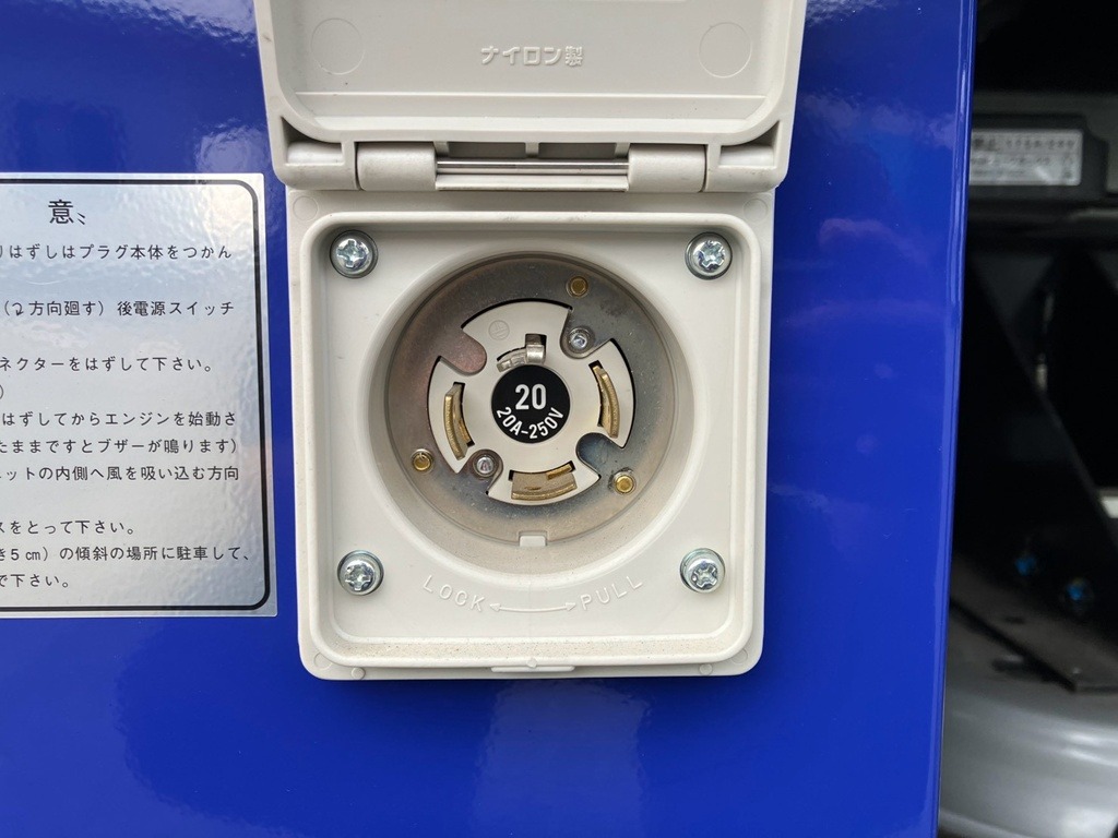 スタンバイ付きです。|日野 デュトロ 2WG-XZU713N(2WD)の写真16