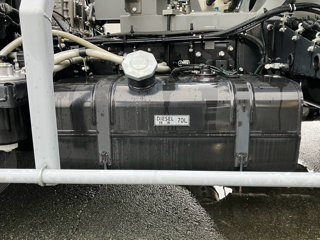 33|三菱 ファイター 2KG-FK72F(2WD)の写真33