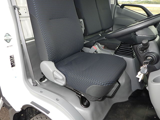 日野 デュトロ 2KG-XZU712M(2WD)の写真26