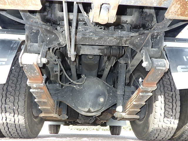 いすゞ エルフ BDG-NKR85AN(2WD)の写真21