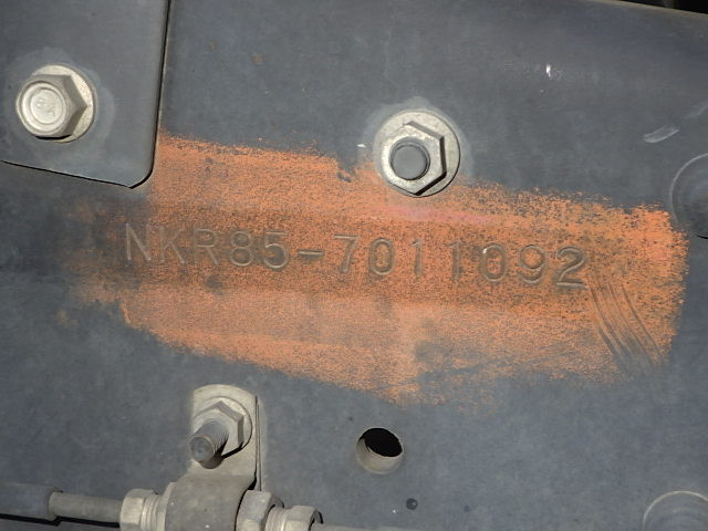 いすゞ エルフ BDG-NKR85AN(2WD)の写真29