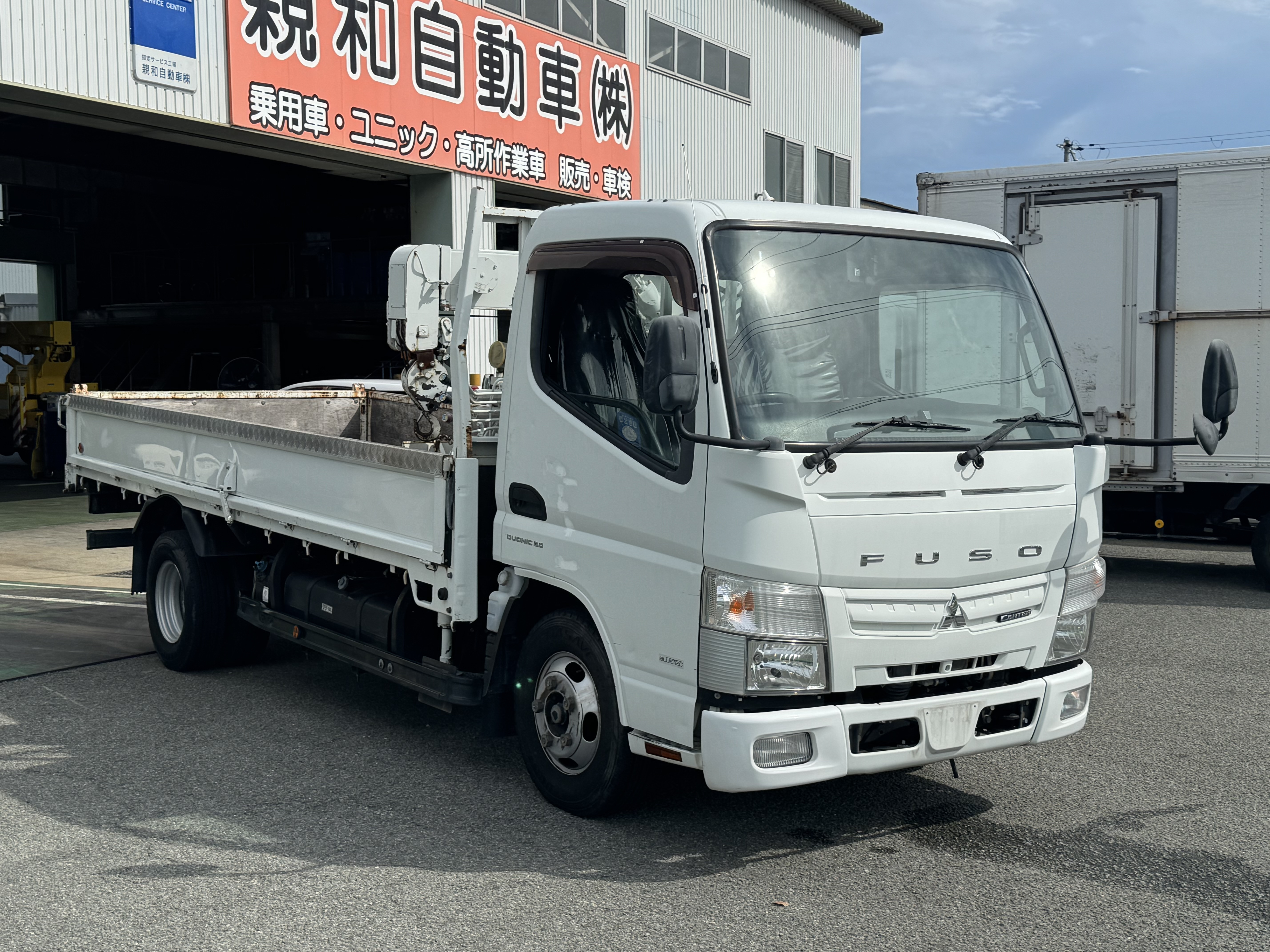 三菱 キャンター TPG-FEA20(2WD)の写真3