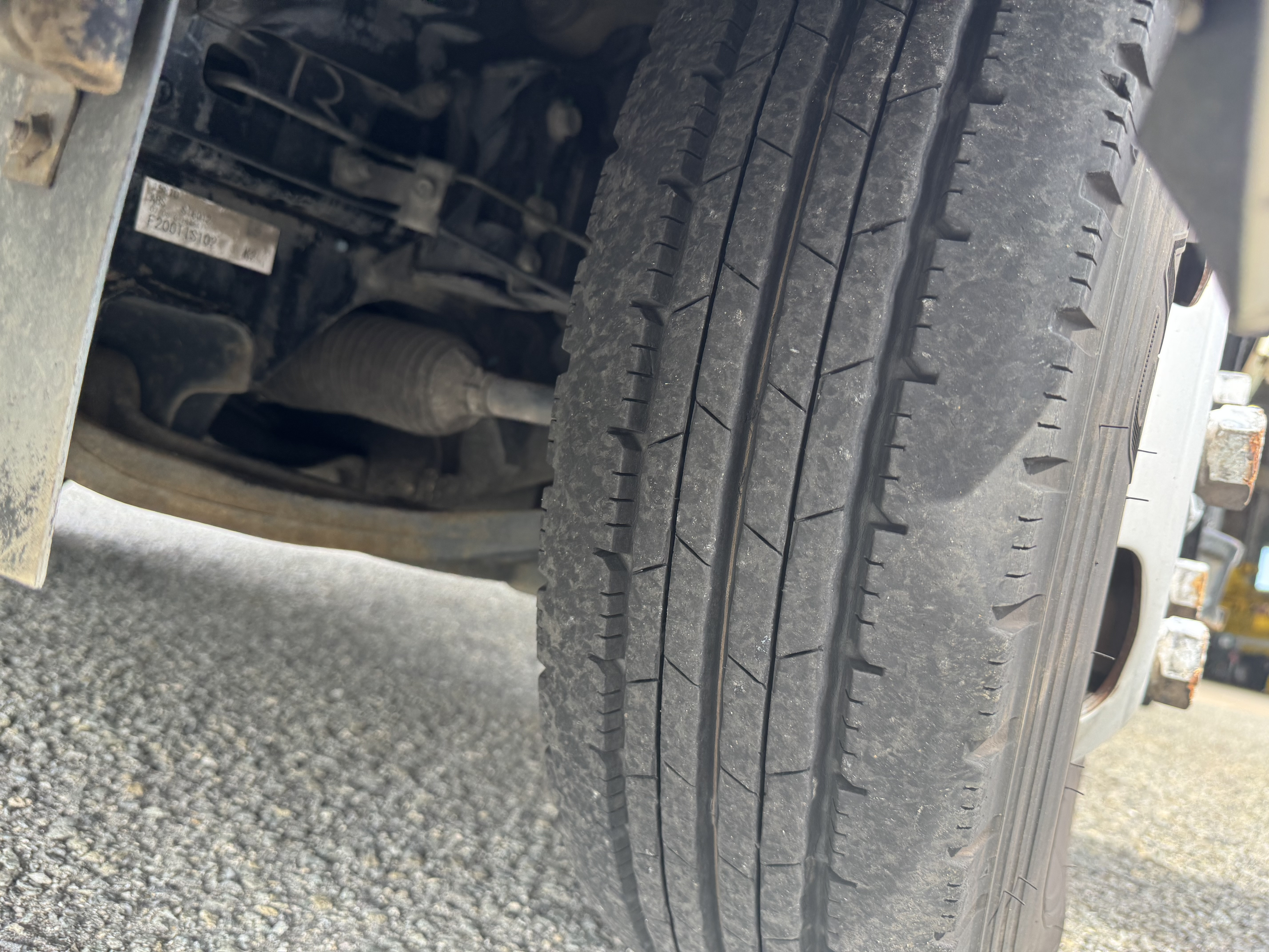 三菱 キャンター TPG-FEA20(2WD)の写真6