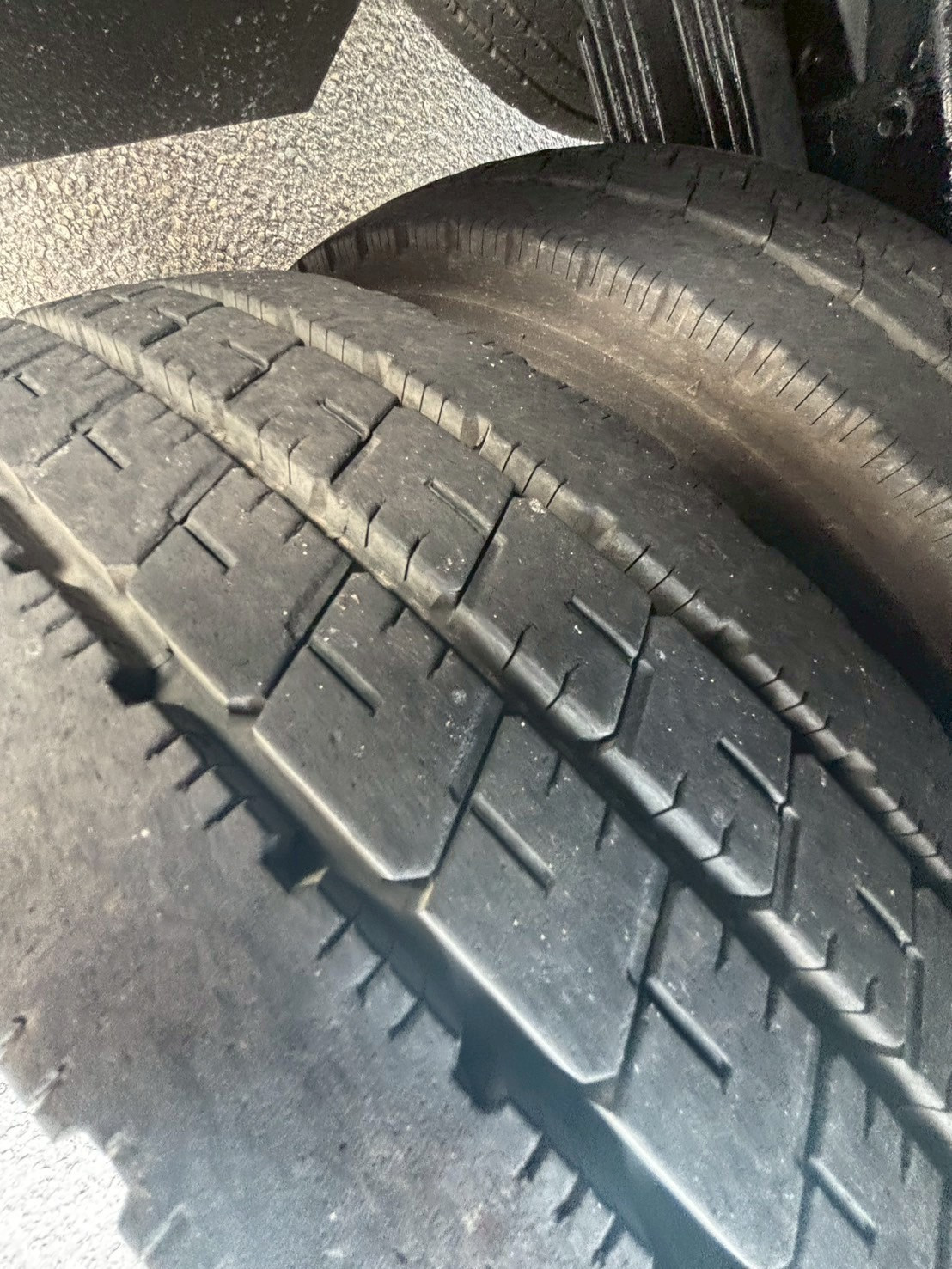 いすゞ エルフ BKG-NKR85Nの写真25