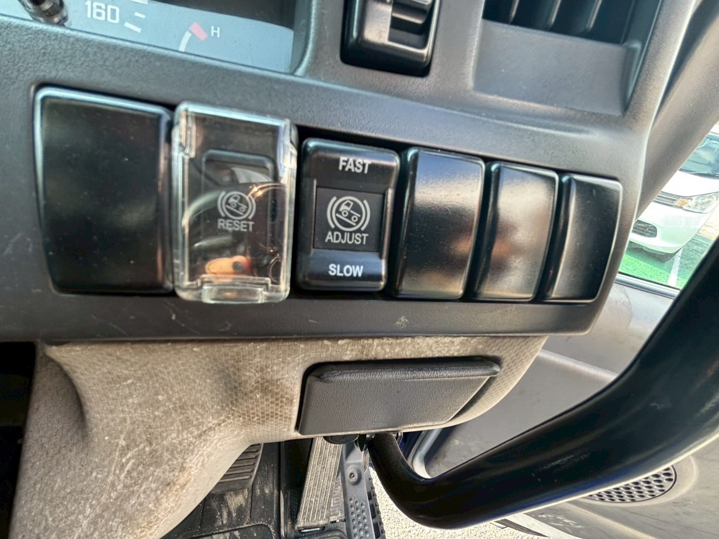 いすゞ エルフ BKG-NKR85Nの写真34