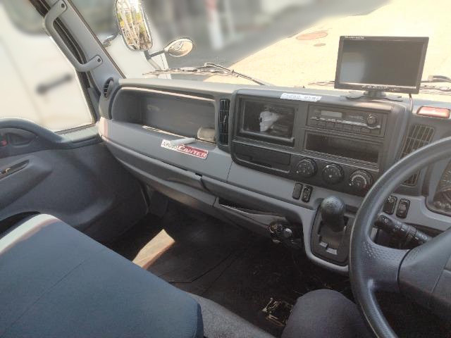 三菱 キャンター TKG-FEB90(2WD)の写真16