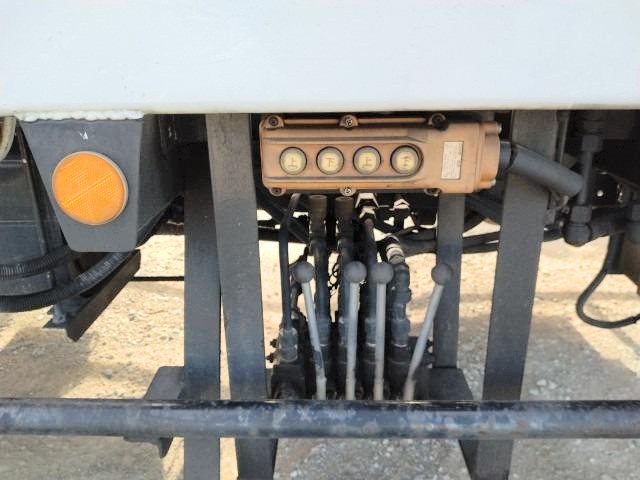 三菱 キャンター TKG-FEB90(2WD)の写真33