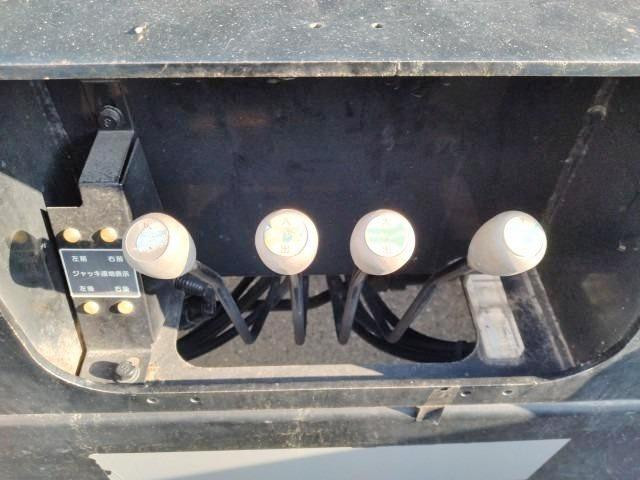 トヨタ ダイナ BDG-XZU604H(2WD)の写真28