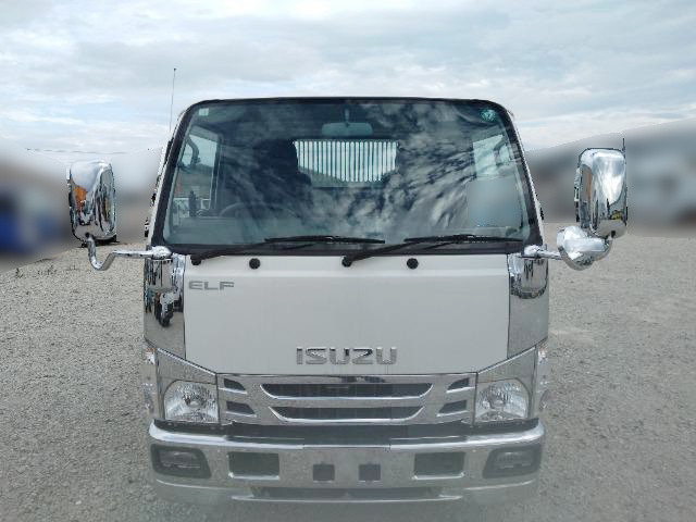 いすゞ エルフ 2RG-NKR88AD(2WD)の写真16