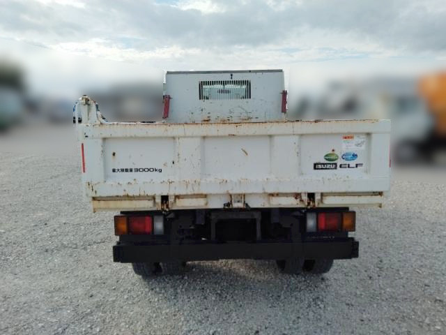 いすゞ エルフ 2RG-NKR88AD(2WD)の写真19