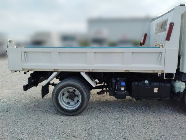 いすゞ エルフ 2RG-NKR88AD(2WD)の写真20