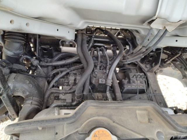 いすゞ エルフ 2RG-NKR88AD(2WD)の写真43