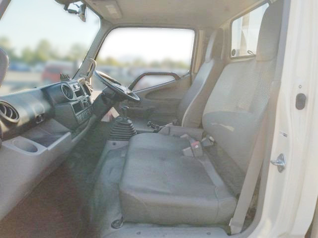 トヨタ ダイナ 2RG-XZU600T(2WD)の写真17