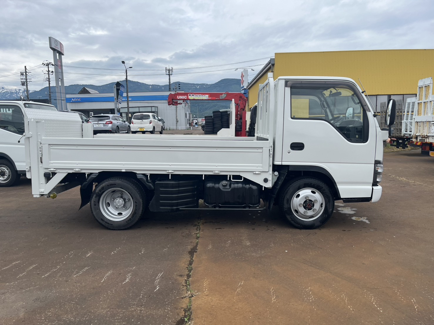 いすゞ エルフ PB-NKS81(4WD)｜中古トラックなら【トラック市】