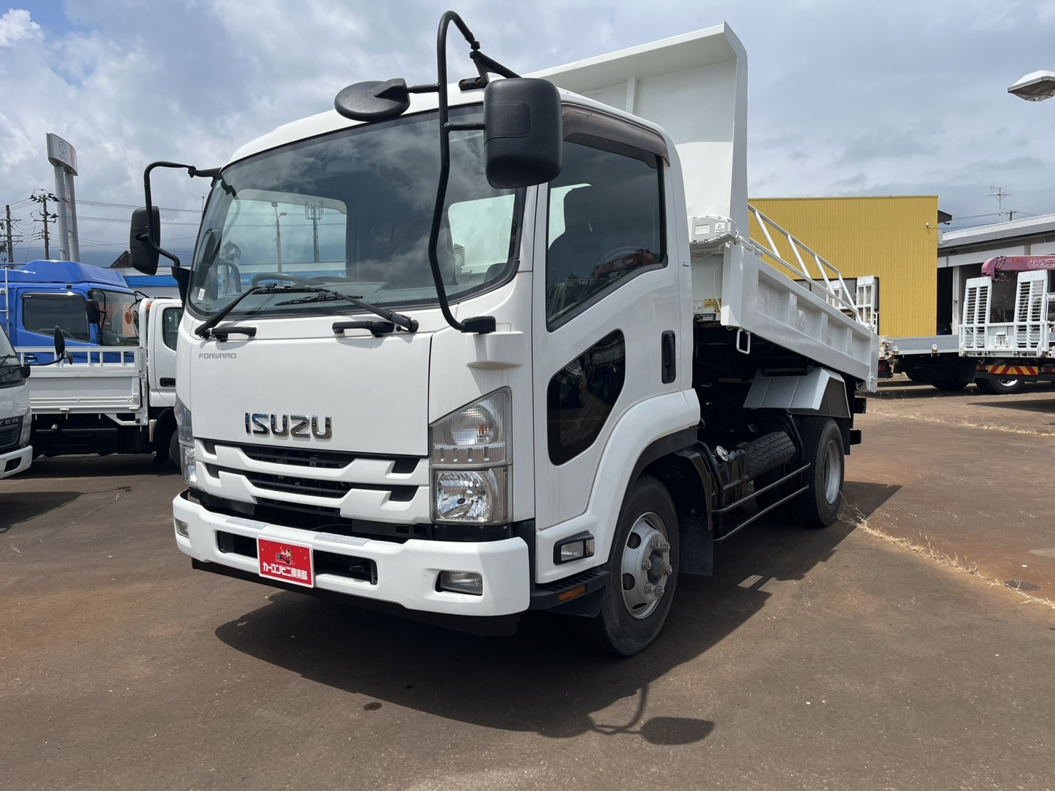 いすゞ フォワード TKG-FRR90S1(2WD)の写真1