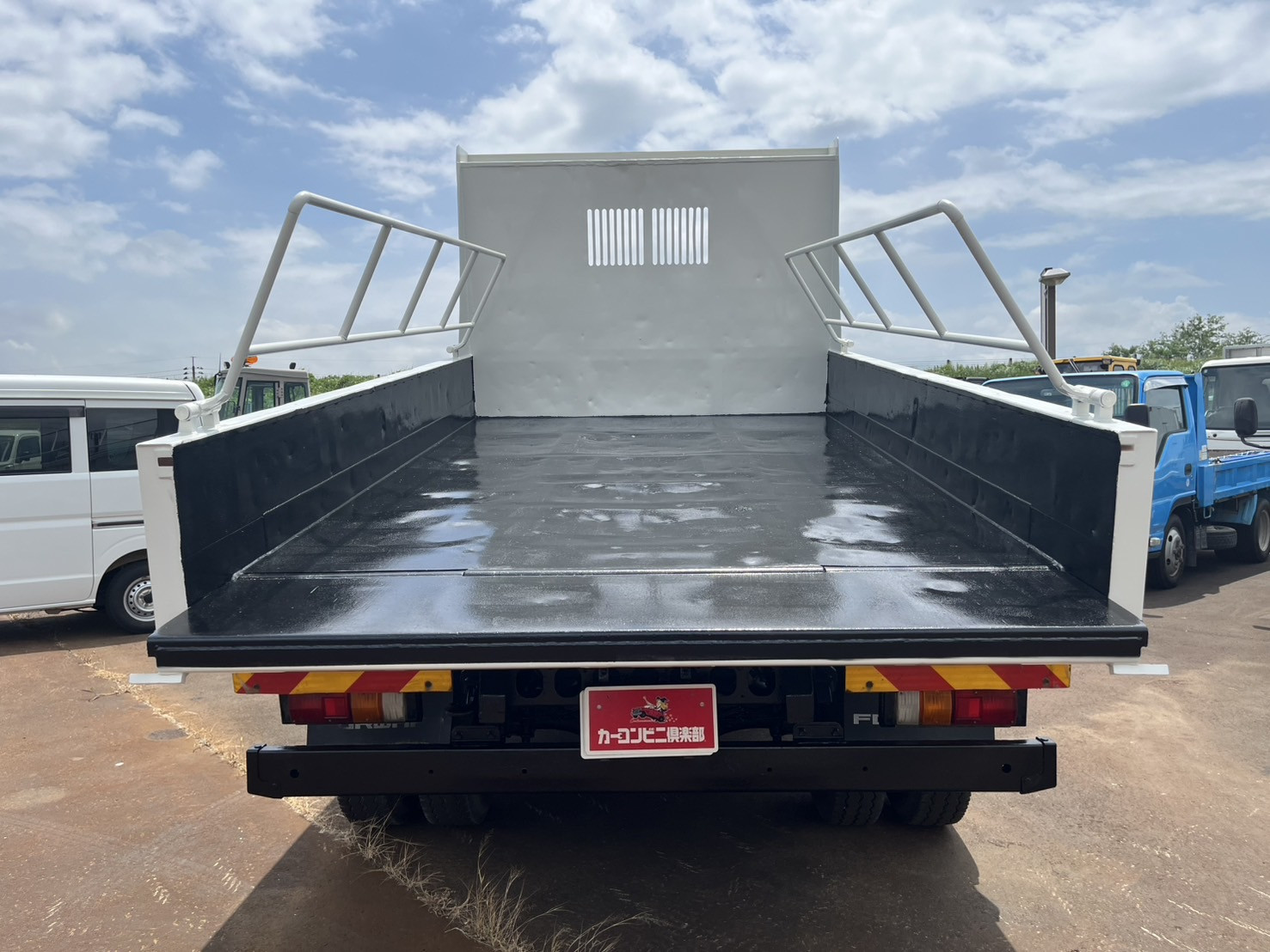 いすゞ フォワード TKG-FRR90S1(2WD)の写真6