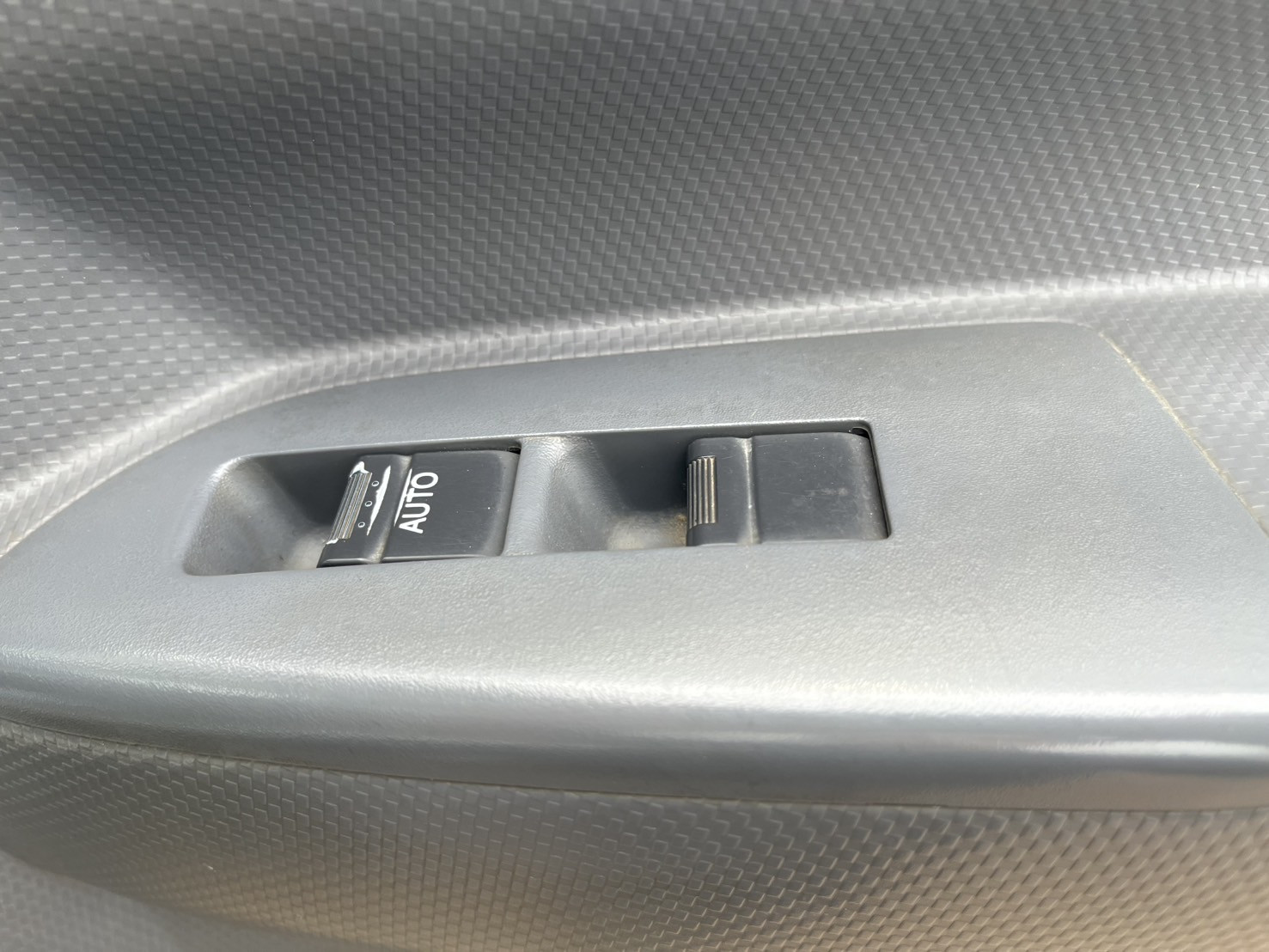 いすゞ フォワード TKG-FRR90S1(2WD)の写真20