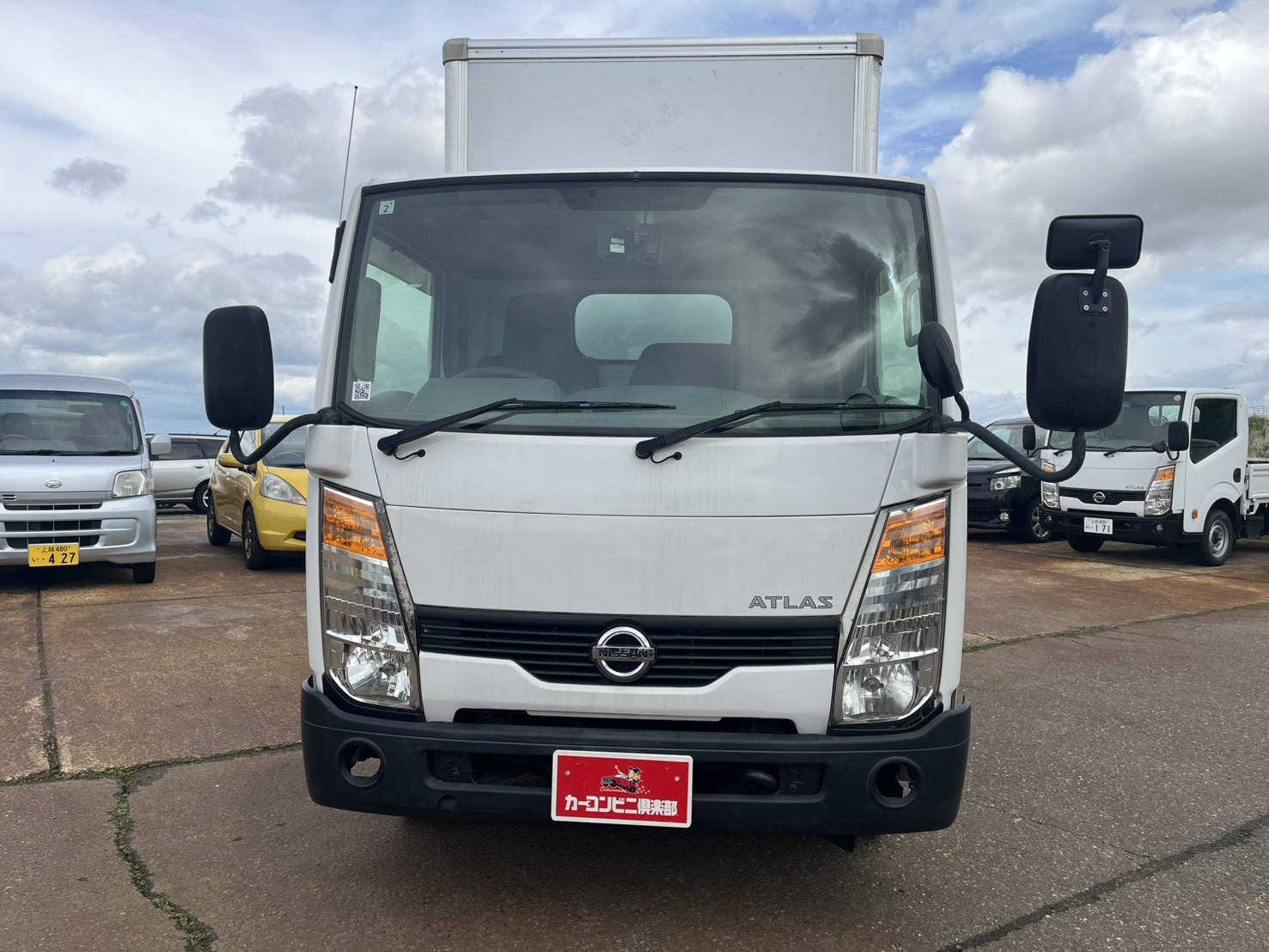 日産 アトラス SDG-SZ5F24(4WD)の写真2