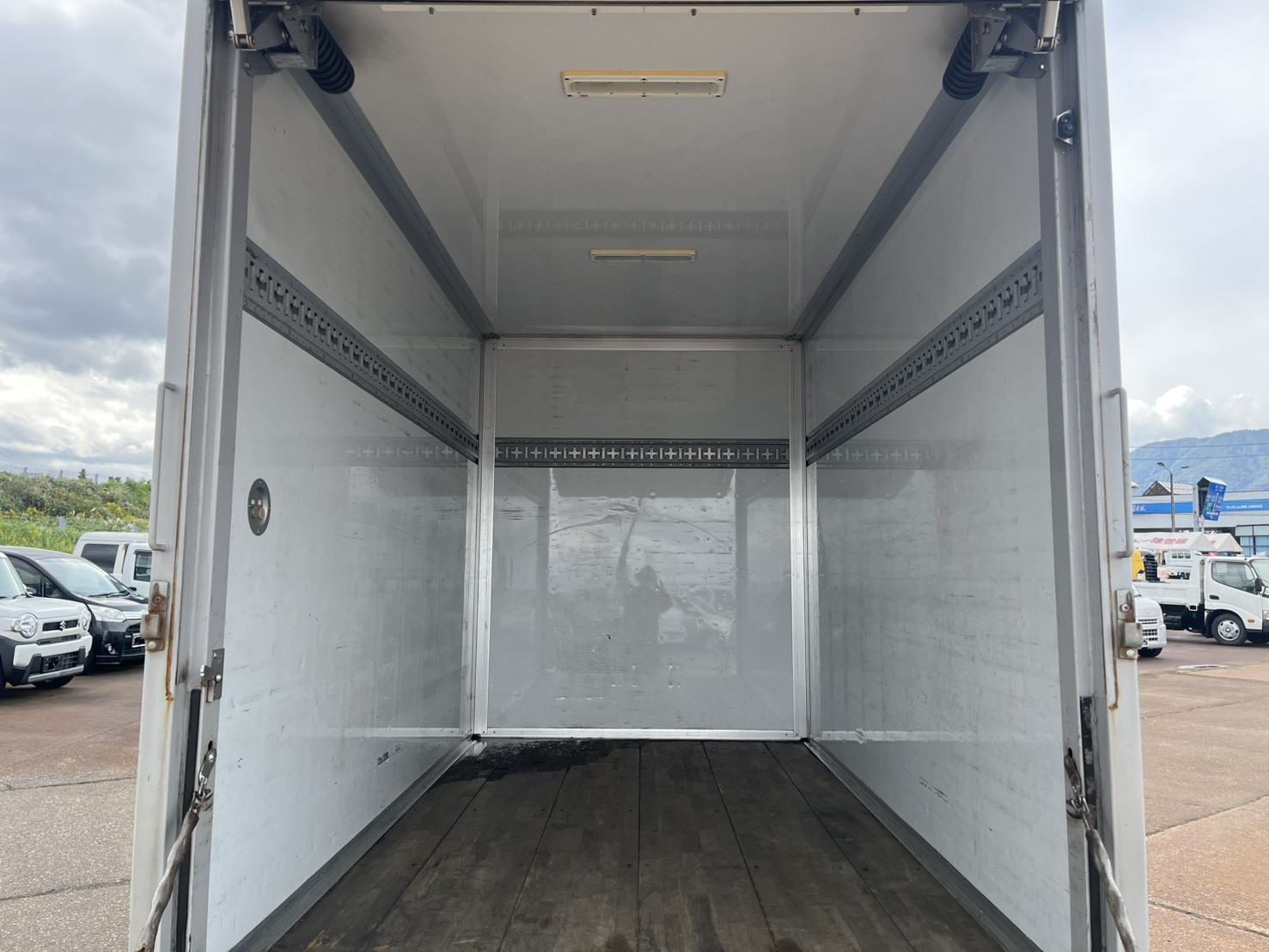 日産 アトラス SDG-SZ5F24(4WD)の写真14