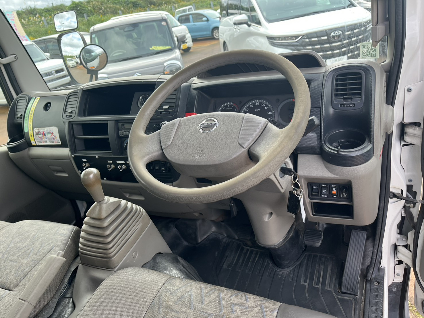 日産 アトラス SDG-SZ5F24(4WD)の写真21