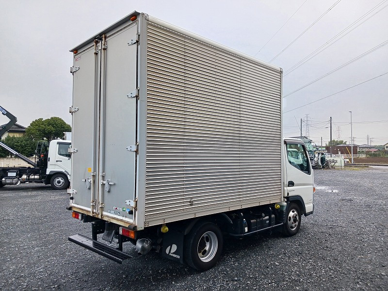 三菱 キャンター TPG-FBA20(2WD)の写真2
