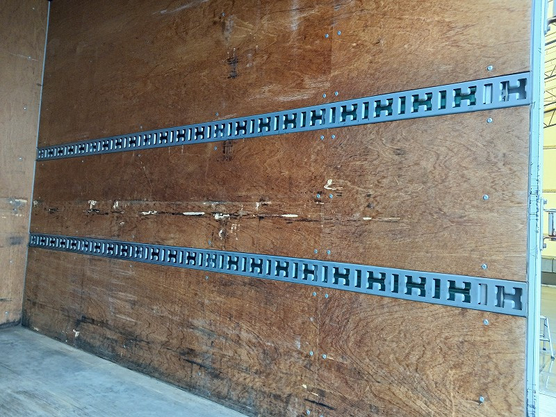 三菱 キャンター TPG-FBA20(2WD)の写真5