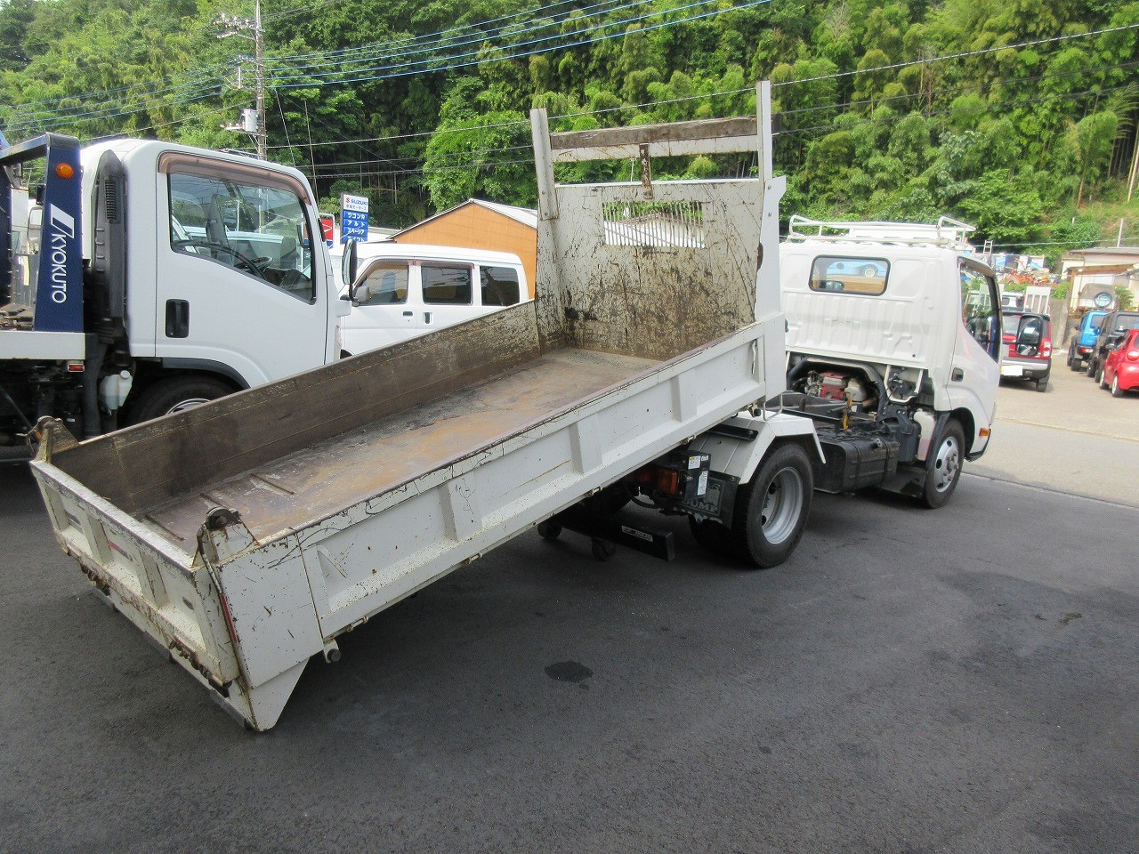 日野 デュトロ TKG-XZU620T(2WD)の写真2