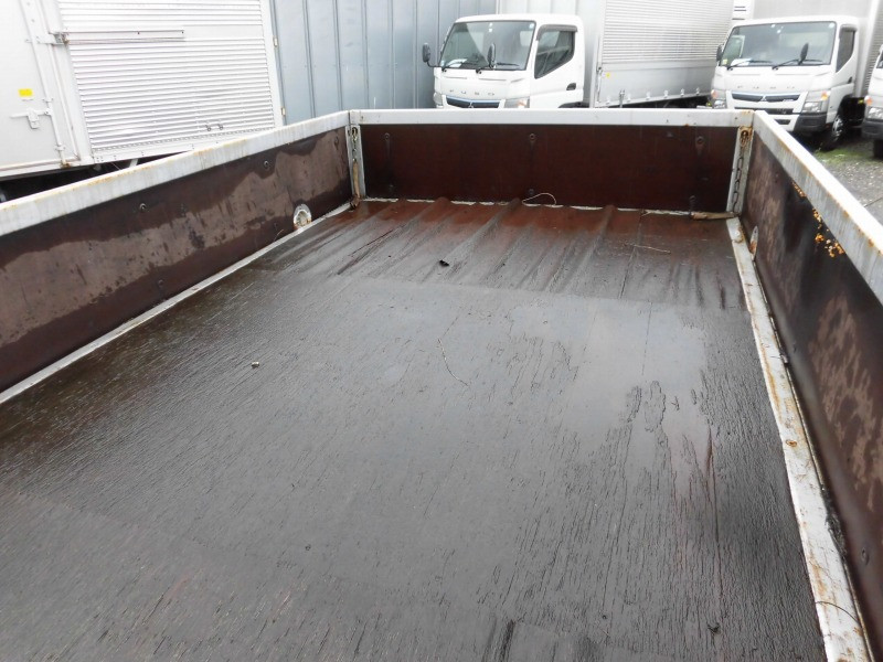 日産 アトラス PB-AKR81A(2WD)の写真4