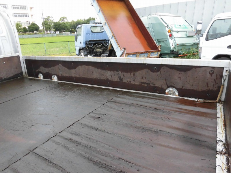 日産 アトラス PB-AKR81A(2WD)の写真5