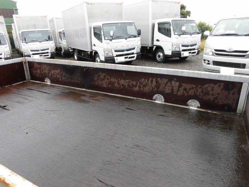 日産 アトラス PB-AKR81A(2WD)の写真6