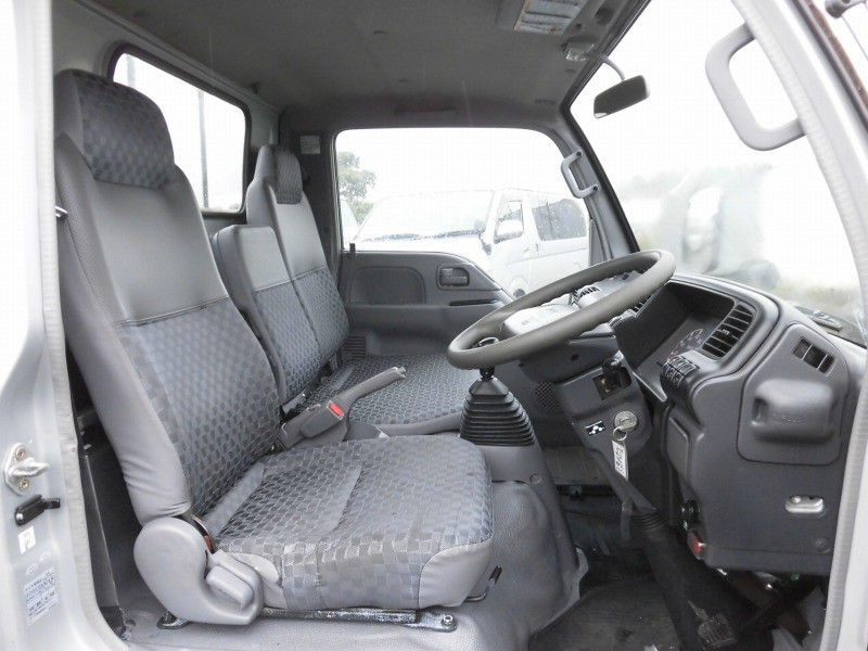 日産 アトラス PB-AKR81A(2WD)の写真7