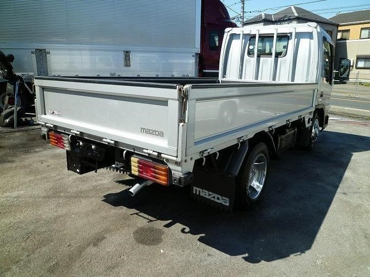 マツダ タイタン KK-WHS5T(2WD)の写真2