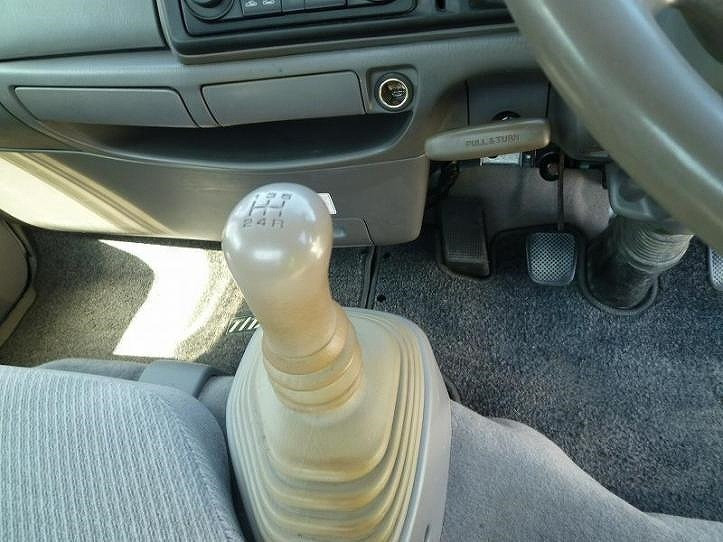 マツダ タイタン KK-WHS5T(2WD)の写真5