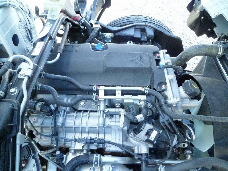 三菱 キャンター 2PG-FEB80(2WD)の写真8