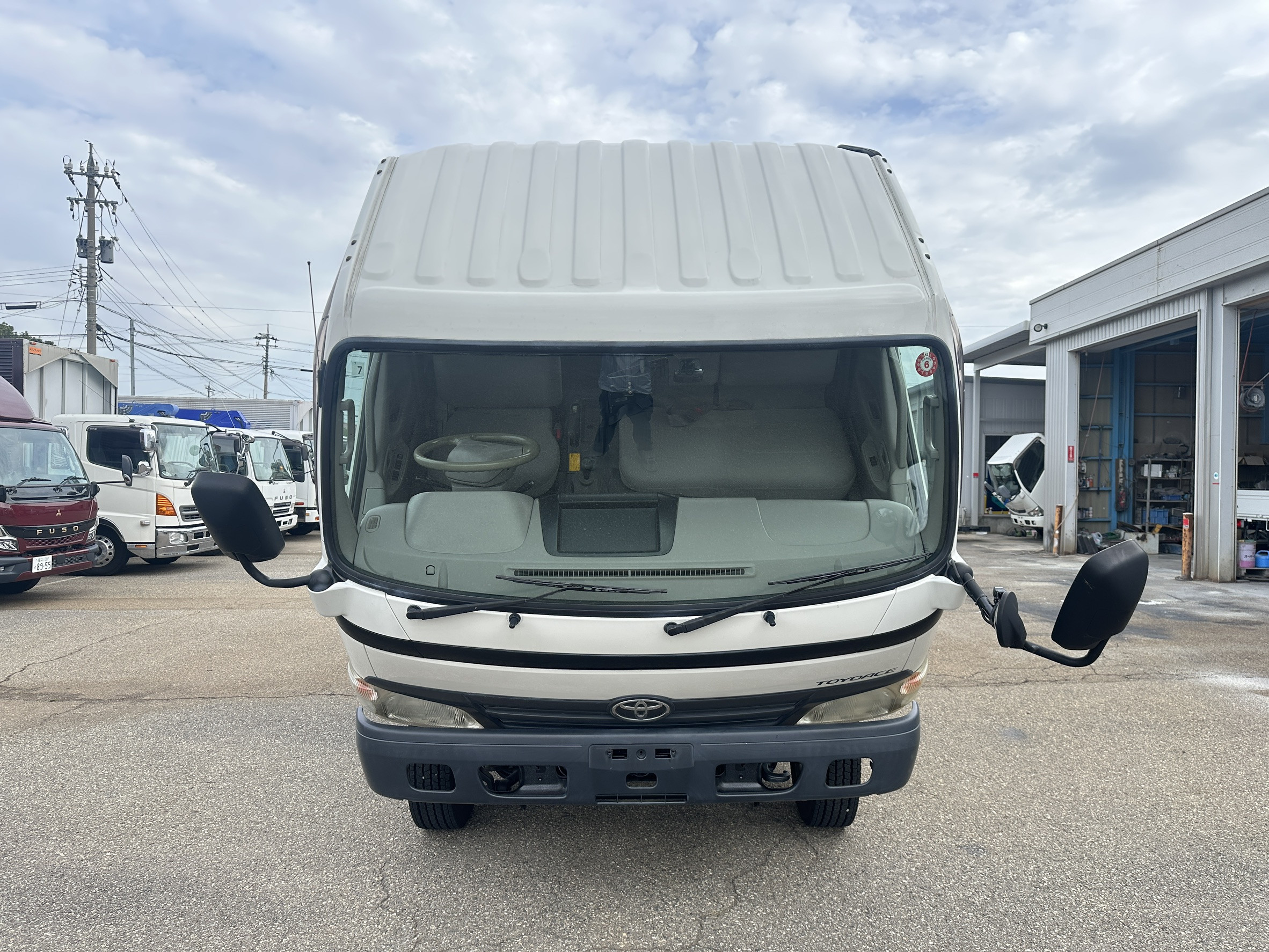 トヨタ トヨエース BKG-XZU414(2WD)の写真5