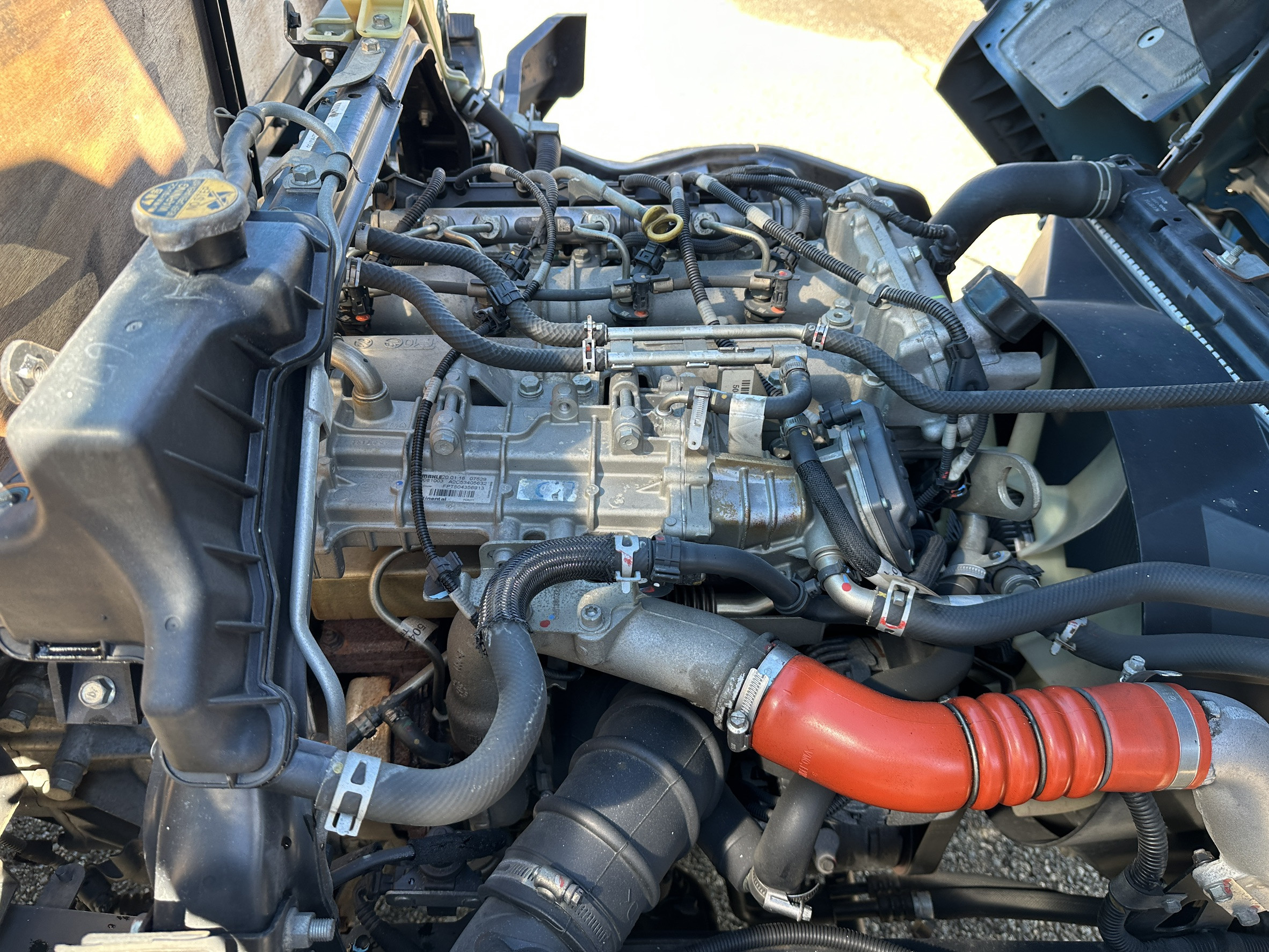 三菱 キャンター TPG-FEB50(2WD)の写真10