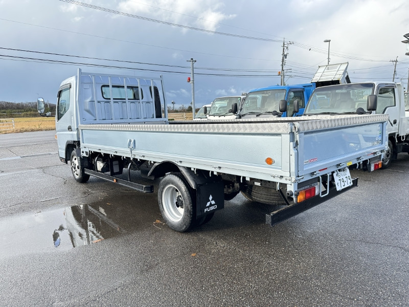 三菱 キャンター FEB50(2WD)の写真4