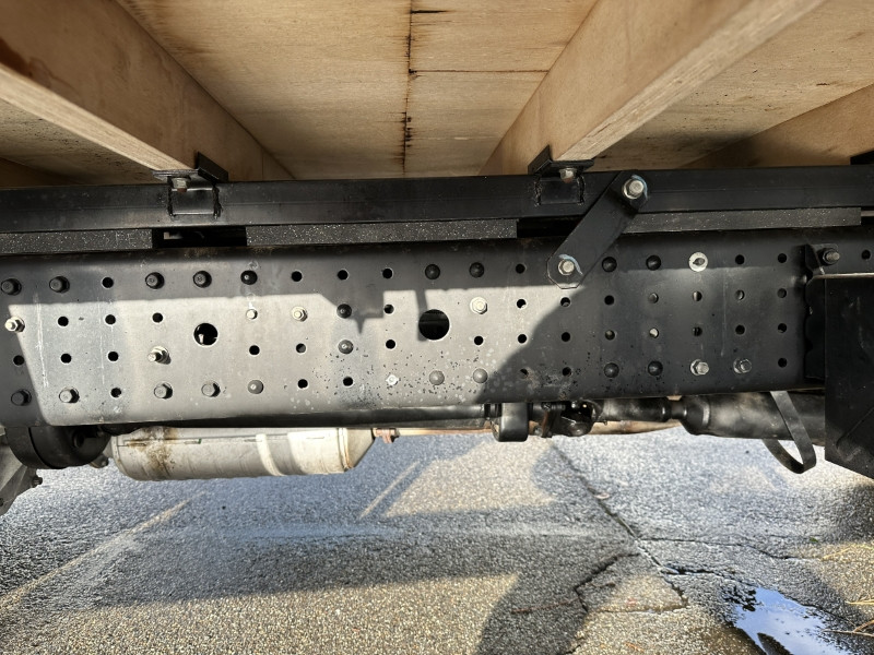 三菱 キャンター FEB50(2WD)の写真12