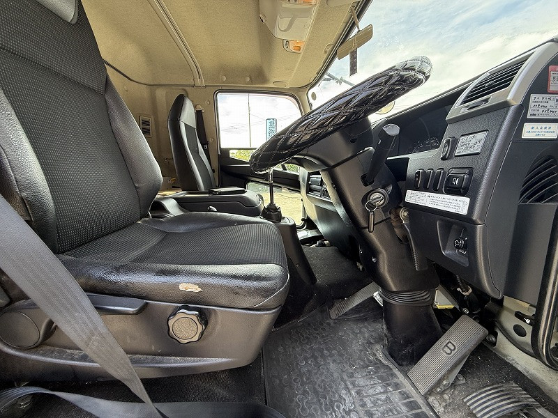 三菱 ファイター 2KG-FK62FYの写真20