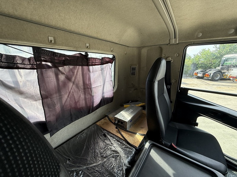 三菱 ファイター 2KG-FK62FYの写真24