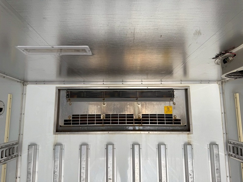 いすゞ エルフ TPG-NPR85ANの写真13