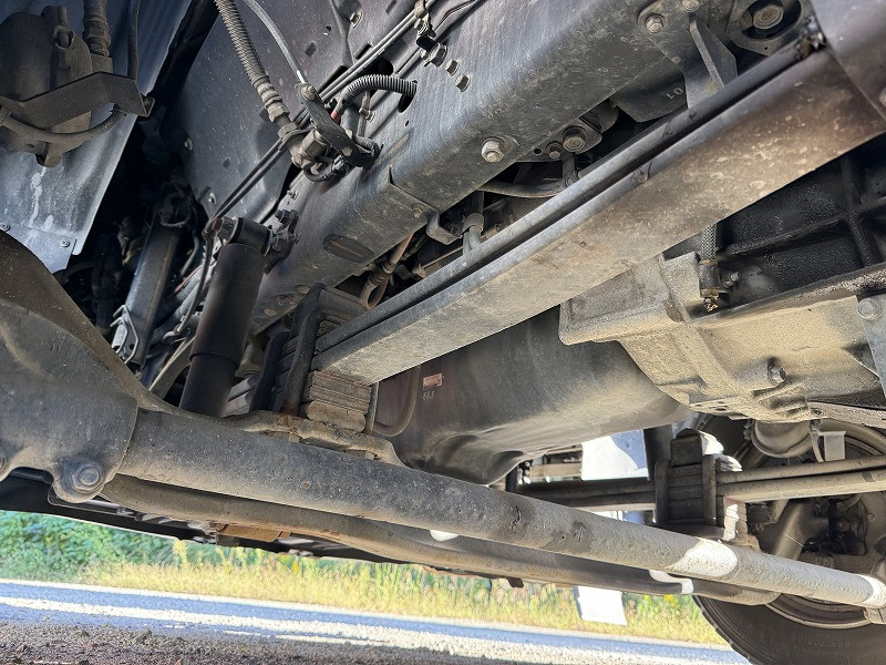 いすゞ ギガ QKG-CYJ77Bの写真45